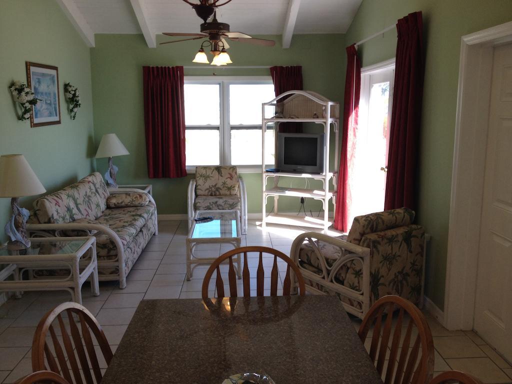 Pelican Beach Villas Marsh Harbour Extérieur photo